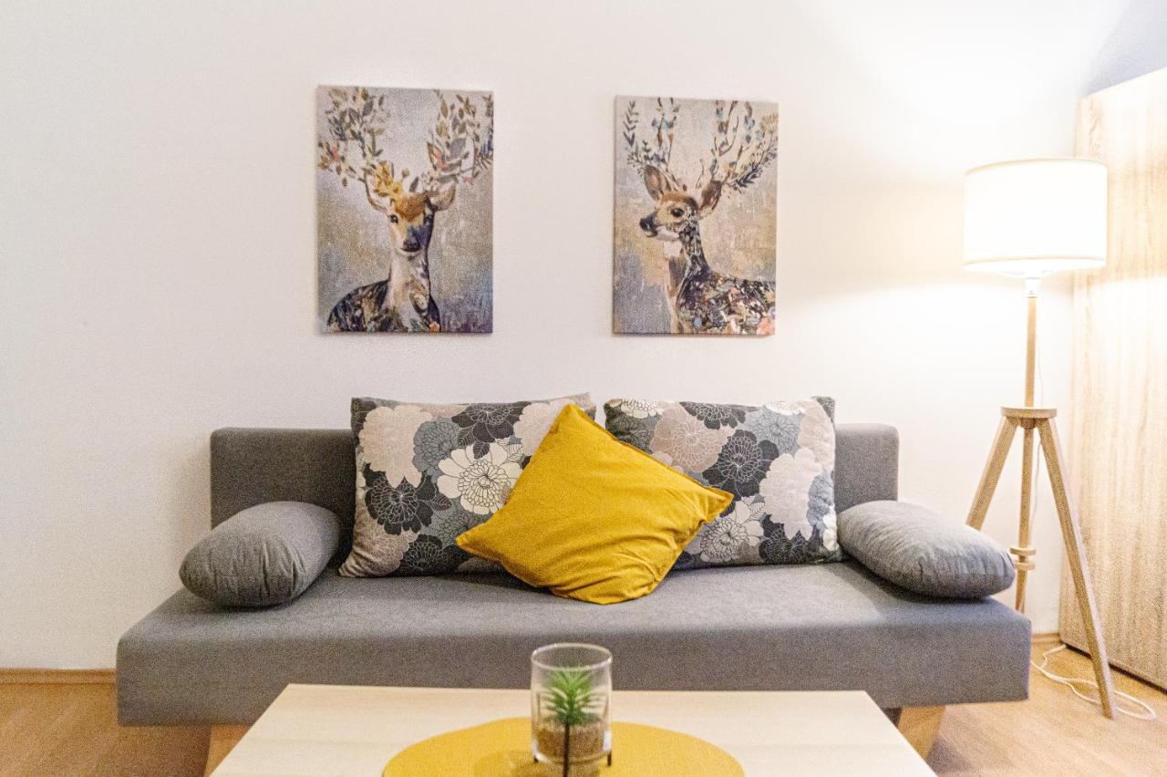 Economy 1Br Apartment Well Connected To The Whole City Vienne Extérieur photo